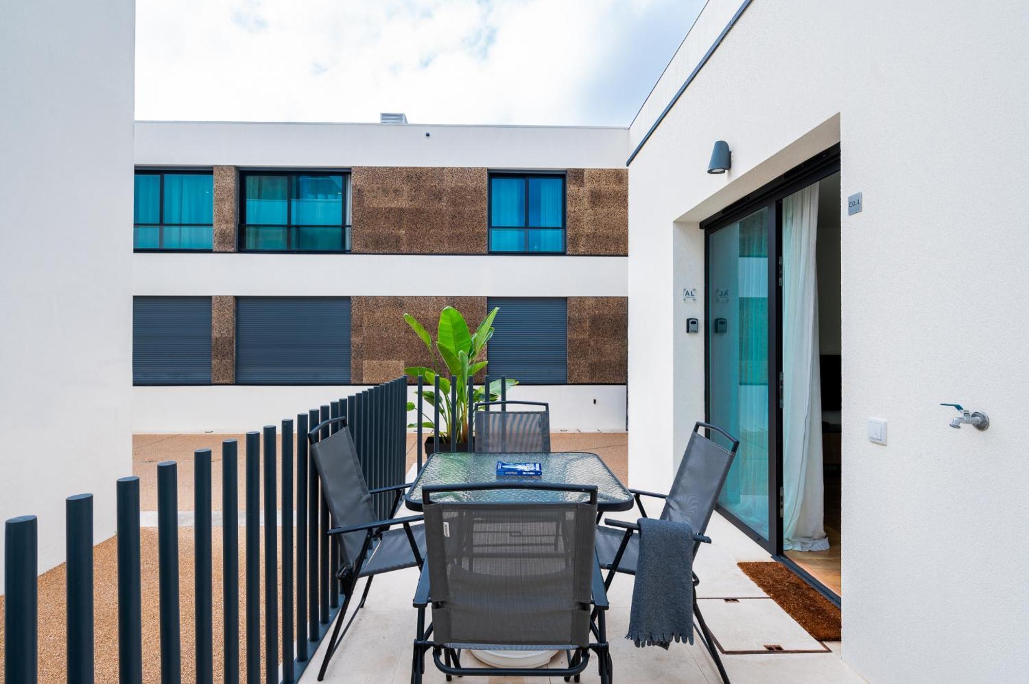 Compromisso 25 Apartment Faro Exterior photo